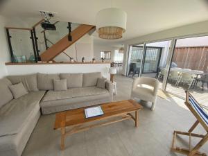 Posezení v ubytování B&B Sangatte-Calais - Terrasse vue Mer - 2 min à pied de la plage
