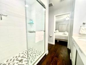 Gallery image of Spacious Convenient 2/2, Perfect for Groups in WPB in West Palm Beach