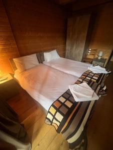 Легло или легла в стая в Sairme Palace