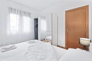 Gallery image of Sea View Kotor Bay Apartment in Kotor +4 photos