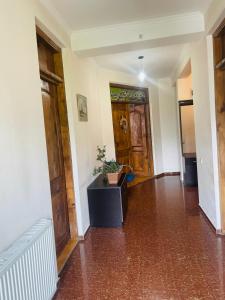 Foto dalla galleria di Manana Japaridze's Guesthouse a Mestia