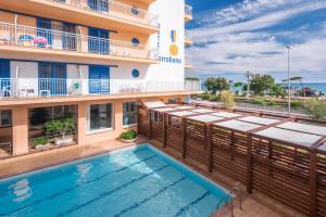 Πισίνα στο ή κοντά στο Hotel Sorrabona