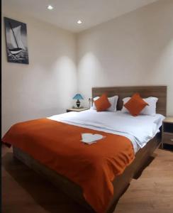 Postel nebo postele na pokoji v ubytování Akhalkalaki Guest house Malparido