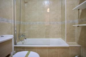 Kúpeľňa v ubytovaní Bonito apartamento cerca de la playa de Torrox