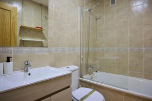 Kúpeľňa v ubytovaní Bonito apartamento cerca de la playa de Torrox