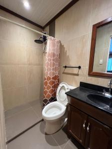 Phòng tắm tại Yuj Inn - Benguet +49 ảnh