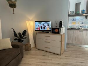 Kuchyňa alebo kuchynka v ubytovaní Villa Elemiri