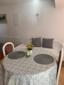 Ein Sitzbereich in der Unterkunft Apartment Villa Ana