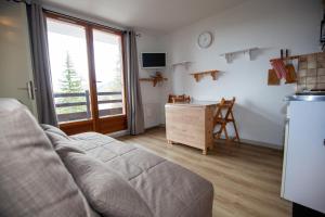 Kuchyňa alebo kuchynka v ubytovaní Studio 24m2, 1 chambre pied des pistes