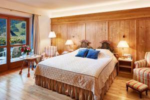 Posteľ alebo postele v izbe v ubytovaní Relais & Châteaux Hotel Tennerhof
