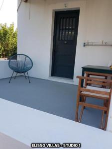 A balcony or terrace at Elisso Villas