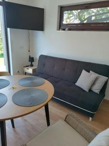 Istumisnurk majutusasutuses Pokoje w Bytowie