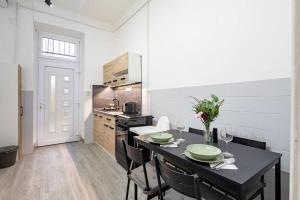 Central Comfy Studio Easy Parking 1091 Budapest, Üllői út 119 kép - 2