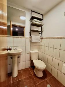 Koupelna v ubytování Casa Pardo + 37 fotografií