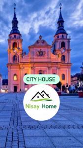 에 위치한 Nisay Home - City House - Central Location에서 갤러리에 업로드한 사진