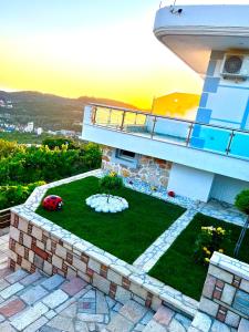 Gallery image of Mistral Inn in Himare