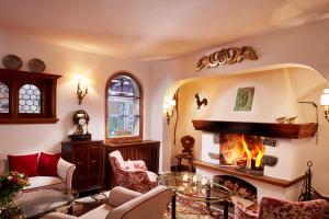 Posedenie v ubytovaní Relais & Châteaux Hotel Tennerhof