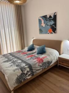 Postel nebo postele na pokoji v ubytování Palase Four C apartment 240-B GC