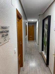 Fotografia z galérie ubytovania Hostal Calderón de la Barca v destinácii Zalamea de la Serena