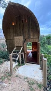 Φωτογραφία από το άλμπουμ του Chakerpor bamboo house 3 σε Ban Mae Sapok Noi