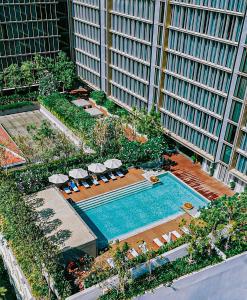 Bazén v ubytování Hyatt Regency Phnom Penh nebo v jeho okolí