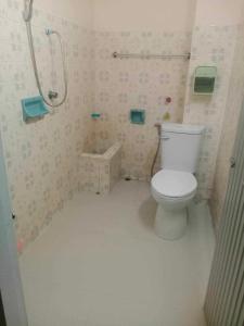 Bilik mandi di Private house Large bed1