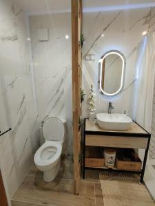 Fotografie z fotogalerie ubytování Le studio de Chloé en Provence v destinaci Fourques + 23 fotografií