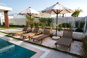 Bazén v ubytování Ashta Suites / Zen Suite nebo v jeho okolí