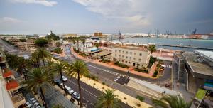 Photo de la galerie de l'établissement Apartamentos Marina Suites, à Grao de Castellón