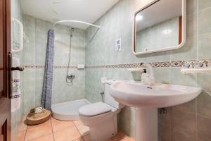 Koupelna v ubytování Villa Tijuana - Jacuzzi, Playa y Naturaleza en Gran Canaria