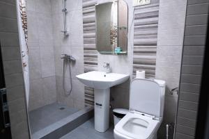 Vannituba majutusasutuses Red Hotel Yerevan Center