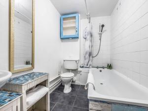 Gallery image of Pass the Keys Seaside Flat - Amazing Sea Views in South Hayling