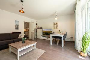 Ein Sitzbereich in der Unterkunft Sellinkoje in Residenz Waldidyll