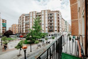 a view from a balcony of a city with buildings at Apartamento Juzgados in Logroño