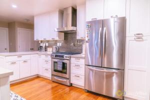 Gallery image of Serene 2BR Retreat Great Views Private Hot Tub in Guerneville