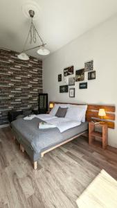 Posteľ alebo postele v izbe v ubytovaní 3 room apartment in the beautiful street