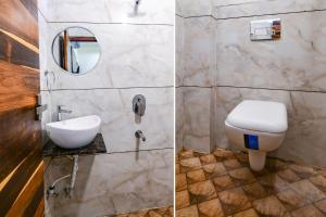 FabHotel Crown Park في إندوري: صورتين لحمام مع مرحاض ومغسلة