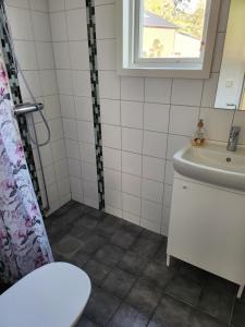 Koupelna v ubytování Stuga på landet