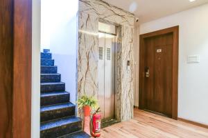 Fotografija u galeriji objekta FabHotel Awadhvue u gradu Indore