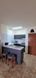 Una cocina o cocineta en Serenity by the sea