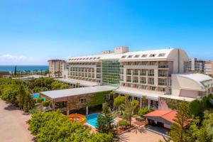 Bazén v ubytování Telatiye Resort Hotel nebo v jeho okolí