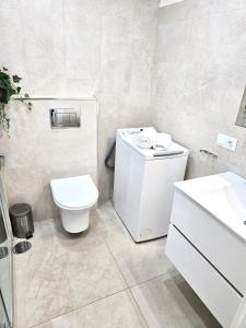 Ένα μπάνιο στο Fuengirola first line sea view