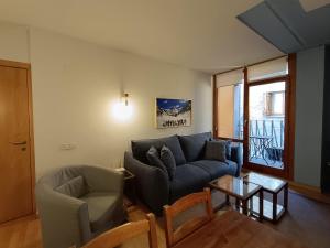 Posezení v ubytování Inmocyma Tu Refugio en Benasque