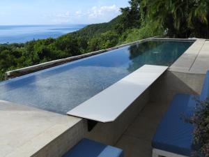 Bazén v ubytování REVE BLEU - Villa classée 4* vue mer - 6 pers nebo v jeho okolí