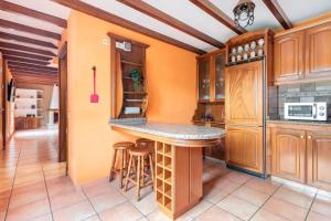Kuchyň nebo kuchyňský kout v ubytování Villa Tijuana - Jacuzzi, Playa y Naturaleza en Gran Canaria