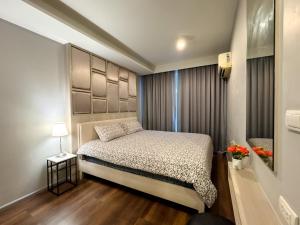 Fotografie z fotogalerie ubytování Comfy 1 Bedroom Condo in Surin (Seaview Rooftop Pool & Gym) ve městě Phuket