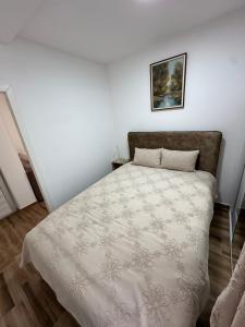 Letto o letti in una camera di Apartman Jelica Divčibare