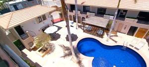 Bazén v ubytování Hotel Santa Fe Los Cabos by Villa Group nebo v jeho okolí