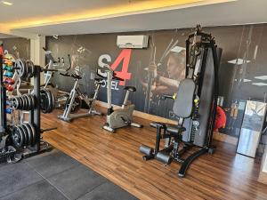 Fitness centrum a/nebo fitness zařízení v ubytování S4 Hotel Águas Claras