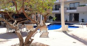 Bazén v ubytování Hotel Santa Fe Los Cabos by Villa Group nebo v jeho okolí